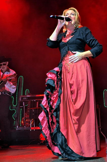 Country   016.jpg